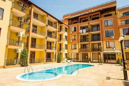 Siana 3 Suits Apartment Apartamento *